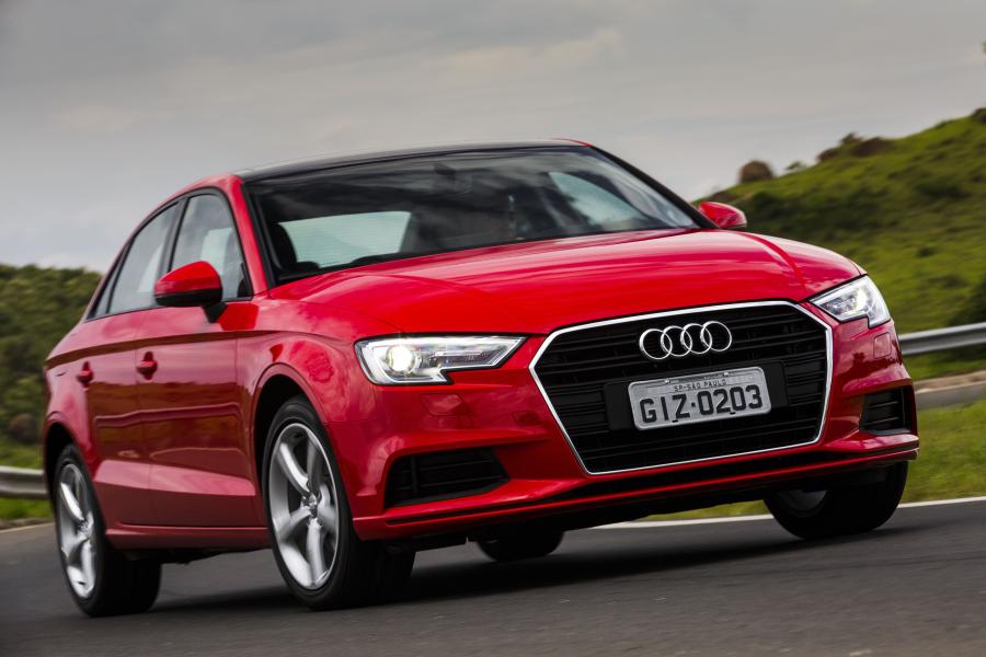  Audi A3 Sedan 1.4 TFSI Flex (8V) 2017 года  (LA) (фото 1 из 19)